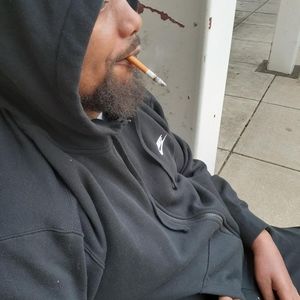 Meet your Posher, Kenneth